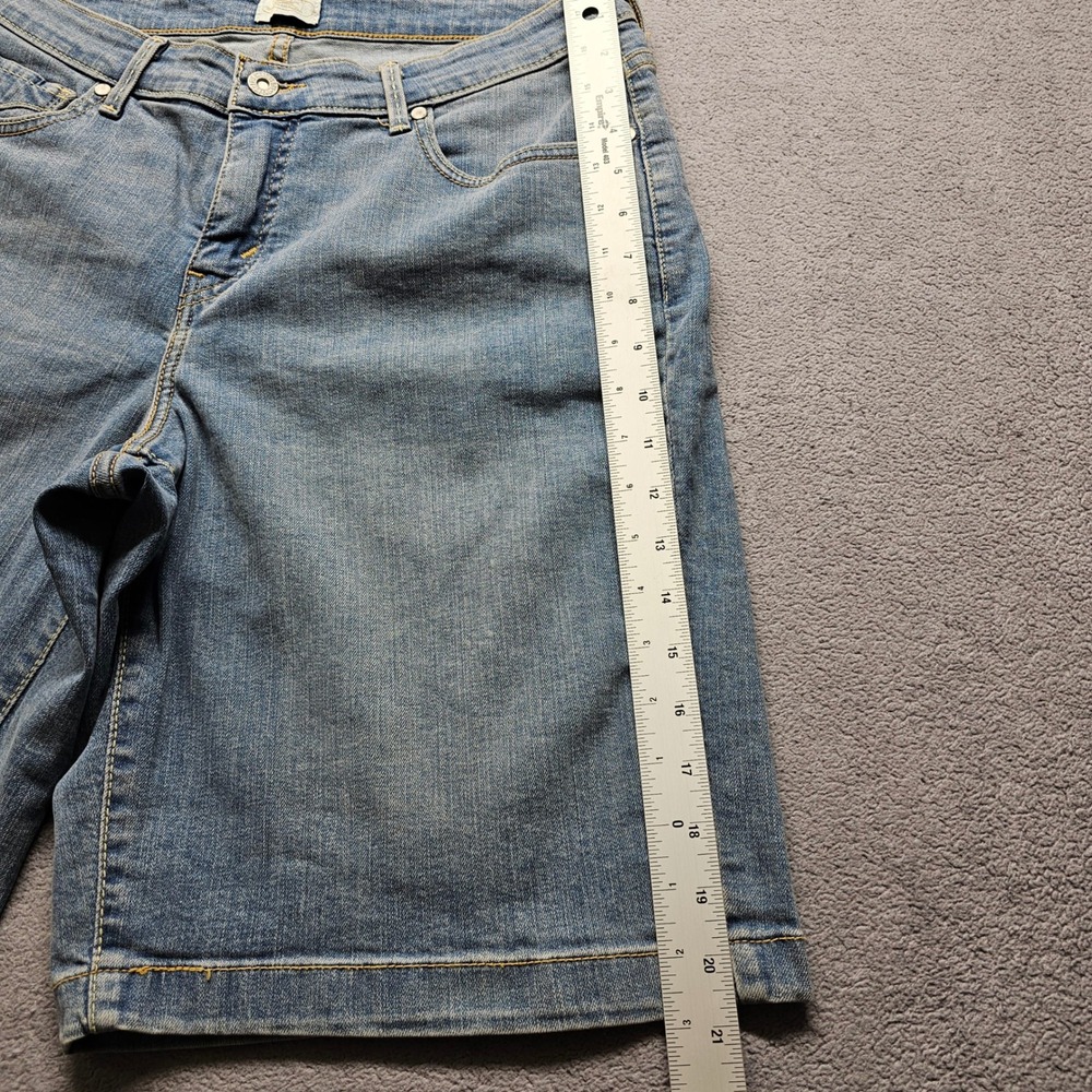 Levi Strauss & Co Denim Bermuda Shorts Womens Light Blue Casual Mid Rise 5421 - Picture 2 of 15